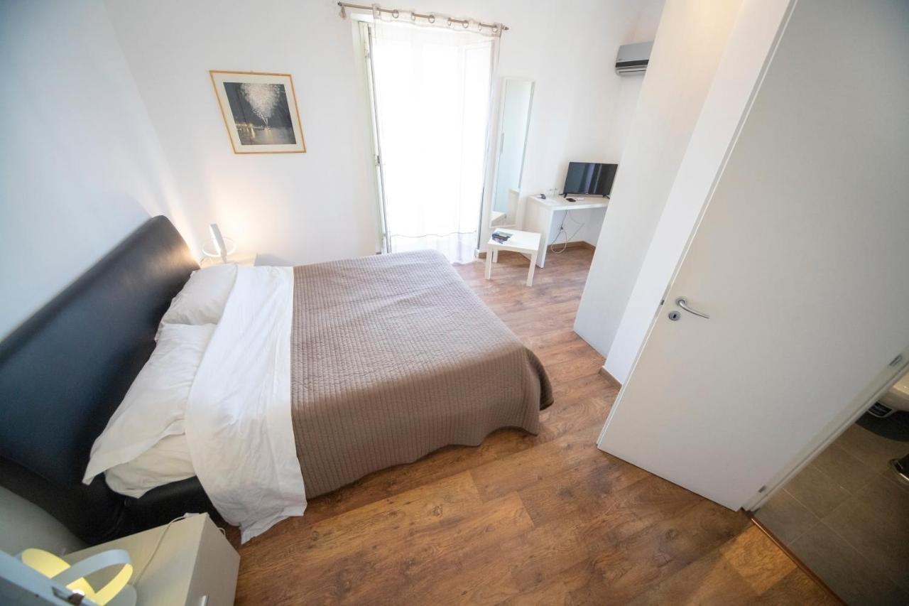 קטאניה Zurria Rooms מראה חיצוני תמונה